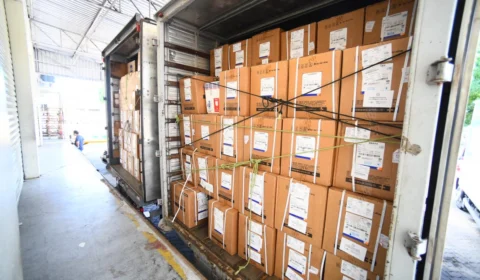 Amazonas recebe carregamento recorde de insumos e respiradores do Ministério da Saúde