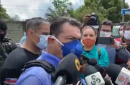 Rebelião em presídio do Puraquequara chega ao fim, afirma secretário de Segurança