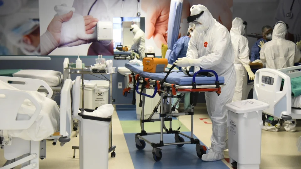 Hospital Delphina Aziz atinge 350 leitos prontos para tratamento de pacientes de Covid-19