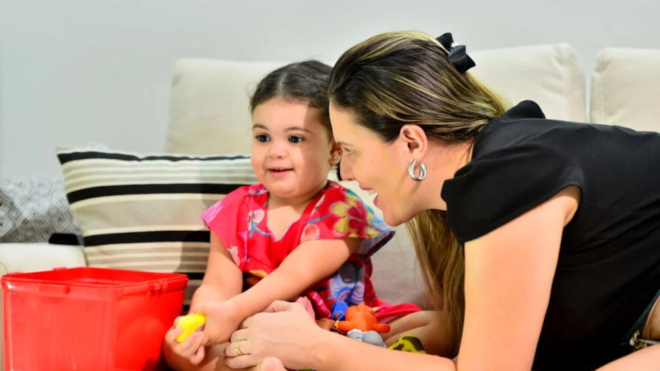 Profissionais que estão atuando na linha de frente ao combate do coronavírus, ficarão longe dos familiares neste ano