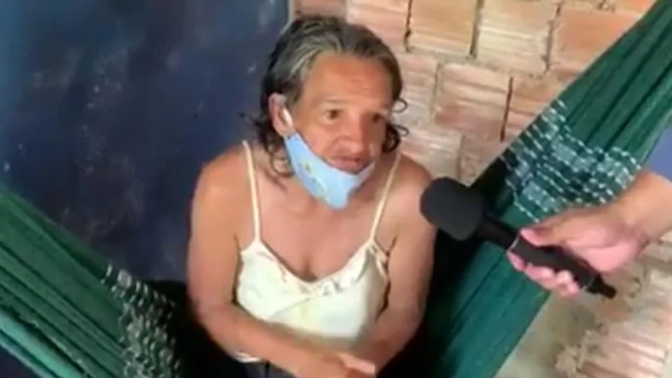 Idosa é abandonada pelos filhos e passa necessidade na zona Norte