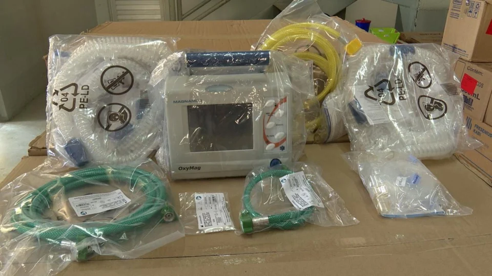 Amazonas recebe 20 ventiladores pulmonares para leitos e transporte