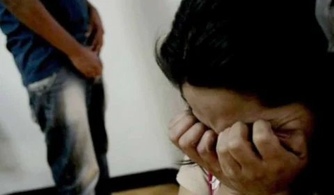 Mulher se recusa a fazer sexo com homem e é morta a facadas em matagal