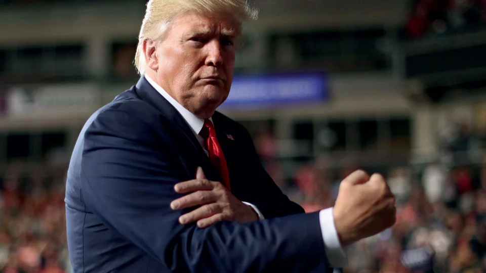 Donald Trump é condenado em julgamento de suborno de ex-atriz pornô