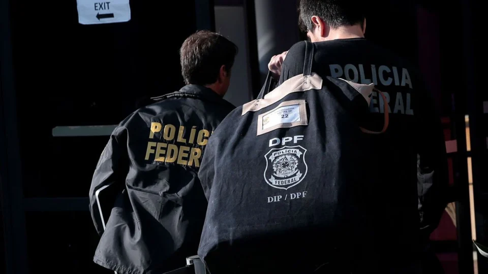 Lava Jato: PF cumpre 5 mandados de prisão por fraudes na saúde, no Rio de Janeiro