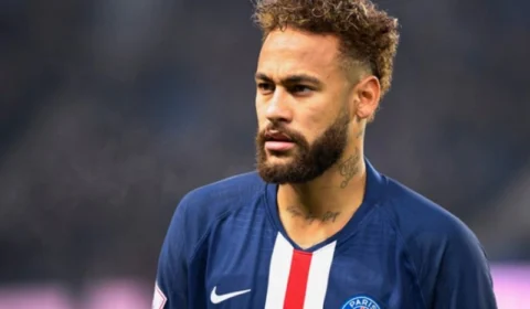 De volta à França, Neymar diz estar “pensando muito na Liga dos Campeões”