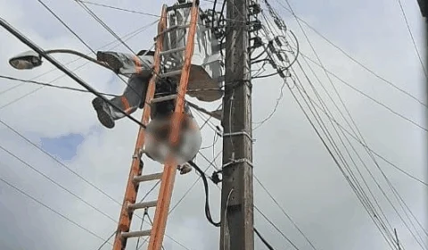 Eletricista morre durante manutenção em poste de energia em município de Roraima