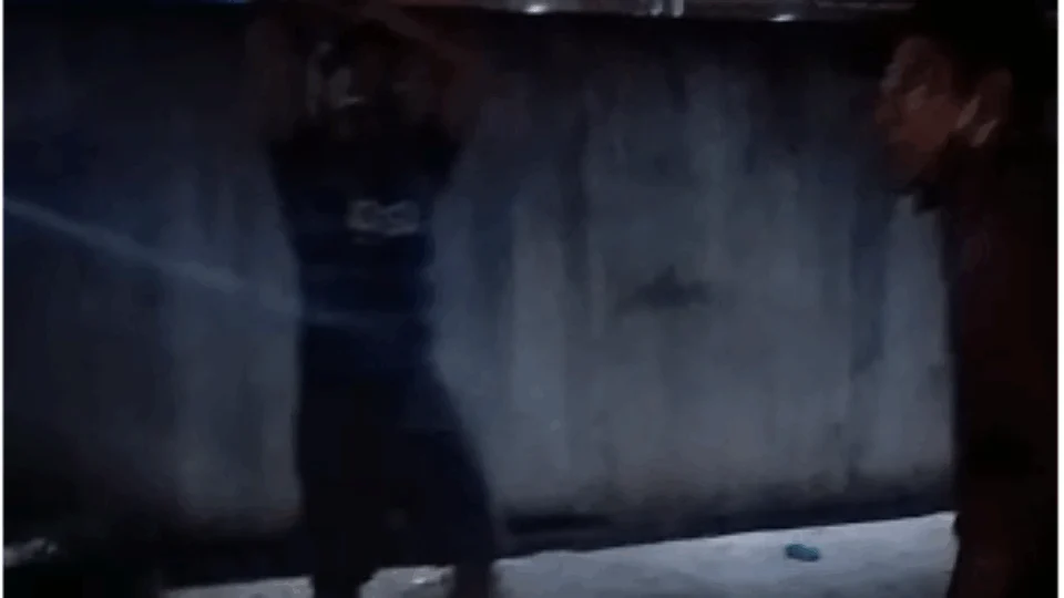 Vídeo mostra suposto aliciador de crianças sendo punido por ‘Tribunal do Crime’