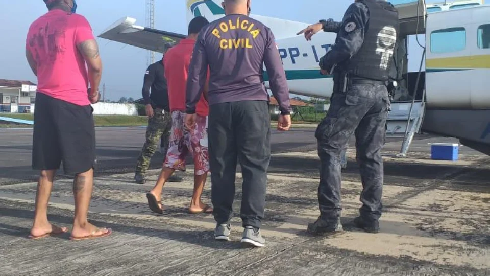 Estuprador e homicida são presos no interior e transferidos em avião para Manaus