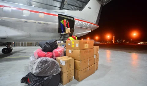 Amazonas recebe doação de novos respiradores e aventais de empresas privadas