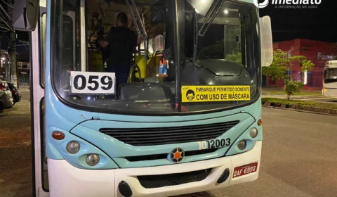 Bandidos aterrorizam passageiros da linha 059 durante assalto na estrada do aeroporto