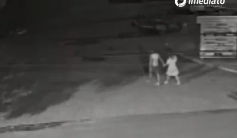 Tarado – Câmeras de segurança flagram tentativa de estupro no Centro de Codajás