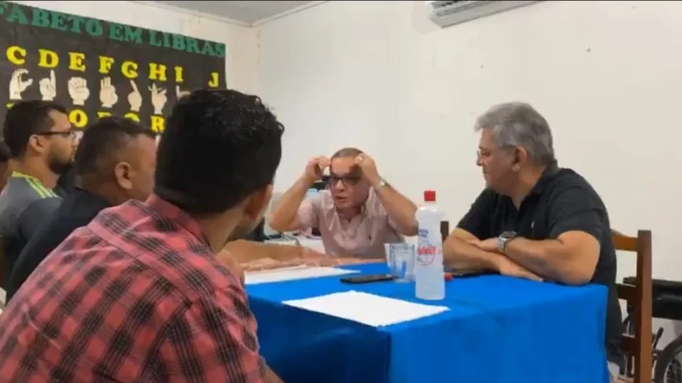 Em vídeo, vereador Chico Preto ‘descasca’ primeira-dama de Manaus, Elisabeth Valeiko