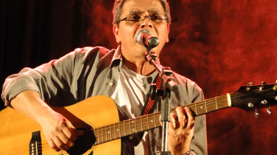 ‘Agenda Virtual’: lives desta semana incluem shows musicais, bate-papos e performances