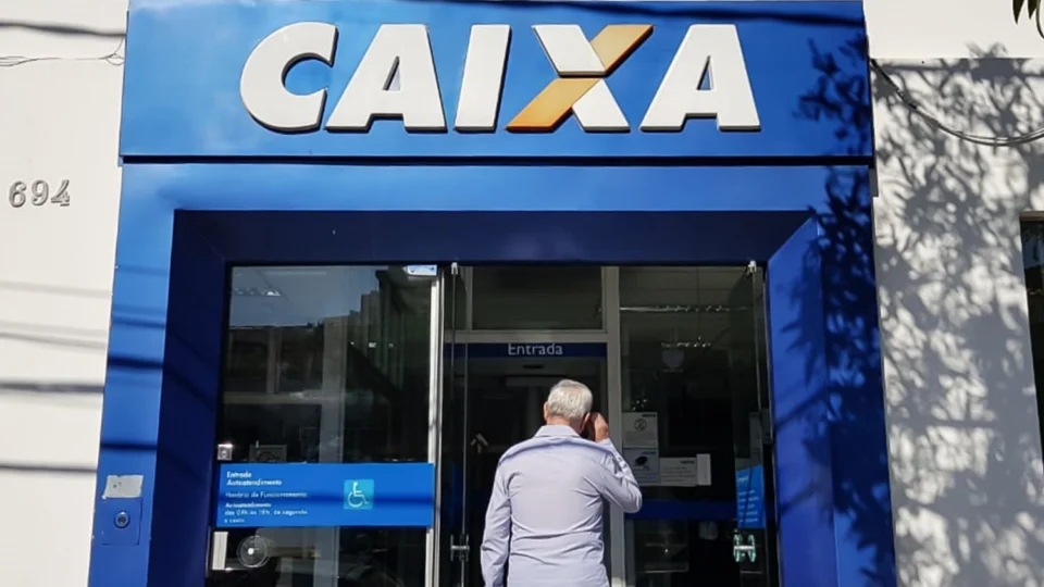 Auxílio Emergencial: Caixa abre 755 agências neste sábado (5)