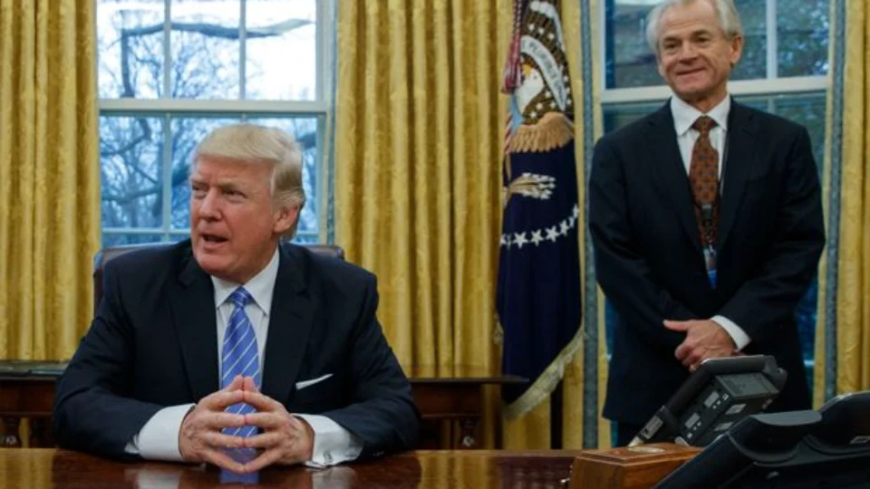 Conselheiro de Trump diz ao vivo na TV que acordo comercial com a China “acabou”