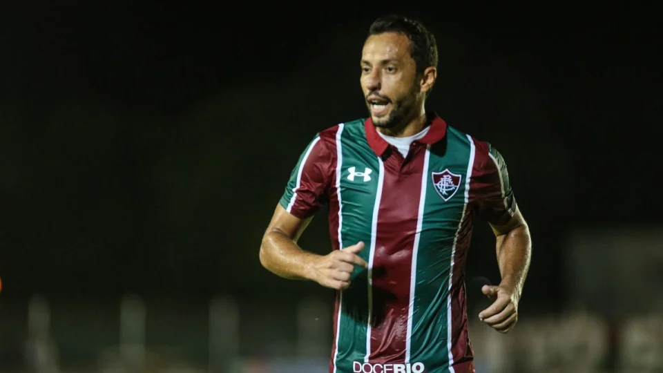 Nenê testa positivo para covid-19 e está fora do Campeonato Carioca