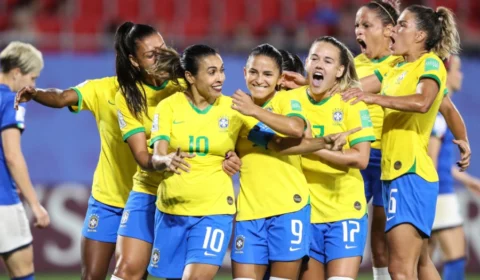 Seleção Brasileira Feminina faz seu terceiro treino em Bordeaux