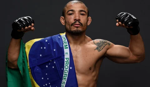 José Aldo se pesa para vencer a balança e o UFC 251, neste sábado (11)