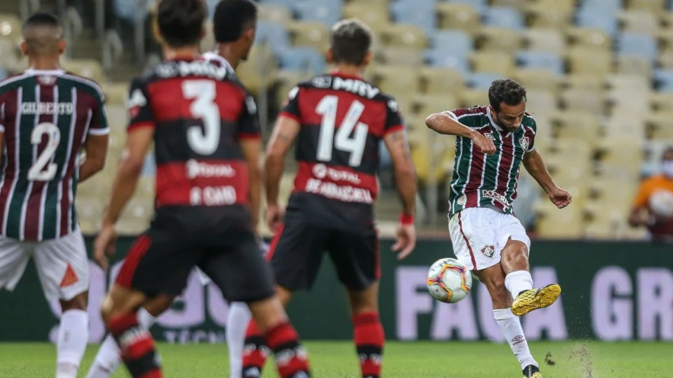 Sem público, Flamengo e Fluminense se enfrentam neste domingo (12) na final do Campeonato Carioca