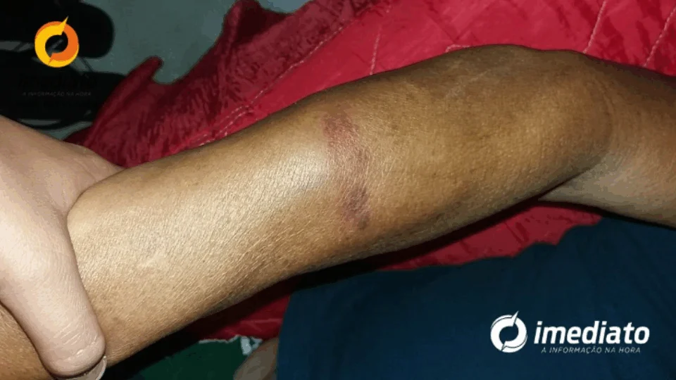 Polícia prende homem por agressão aos próprios pais idosos, no Novo Israel