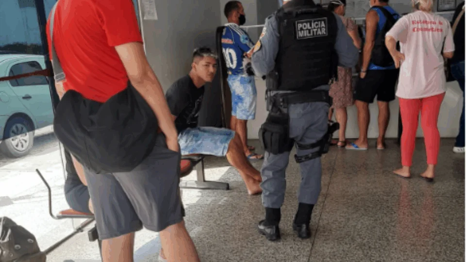 Traficante com extensa ficha criminal é preso com arma de fogo na zona Oeste