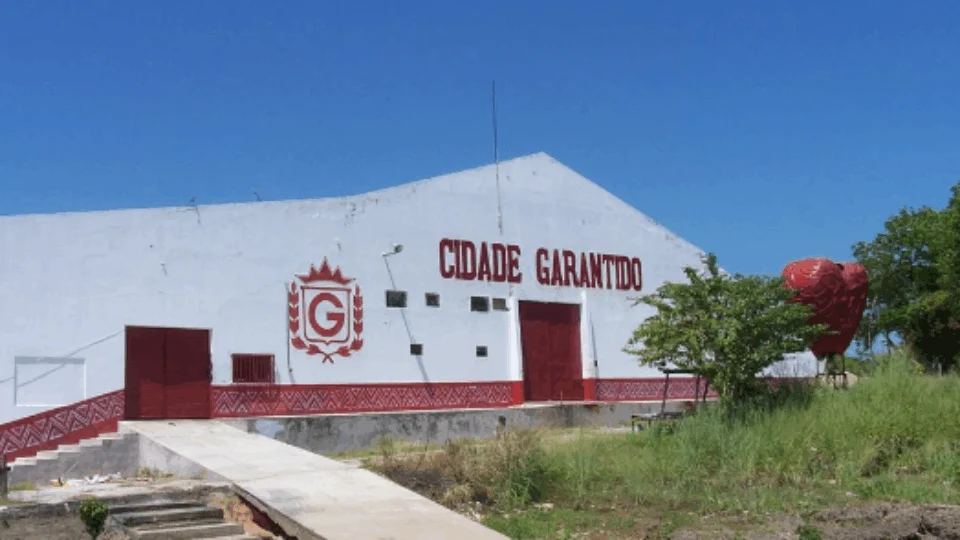 Grupo Samel arremata por R$ 1,3 milhão galpões da Cidade Garantido em Parintins (AM)