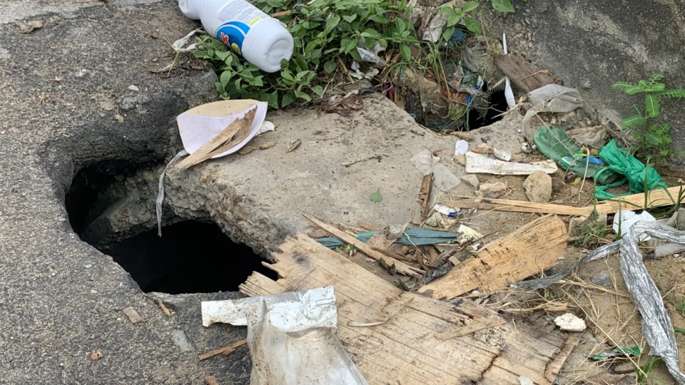 “Estamos abandonados há 20 anos pela prefeitura”, desabafam moradores da zona Leste de Manaus