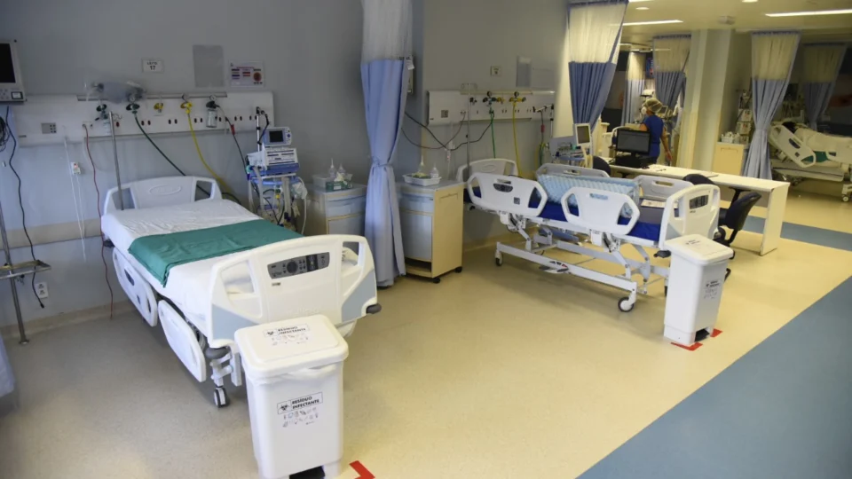 Manaus volta a ter 24h sem óbitos por Covid-19 e letalidade cai mais de 5% em dois meses