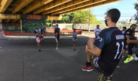 Projeto beneficia jovens por meio do boxe e necessita de espaço apropriado para atividades