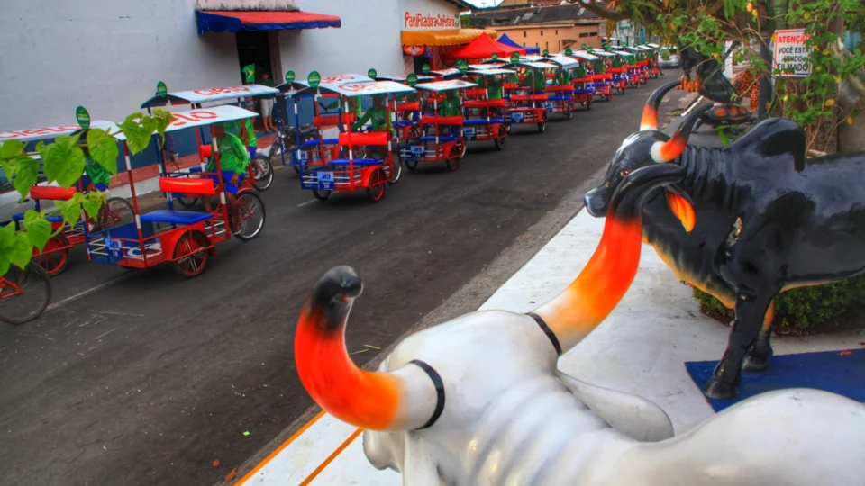 Defensoria abre procedimento para avaliar se Festival de Parintins em novembro é viável