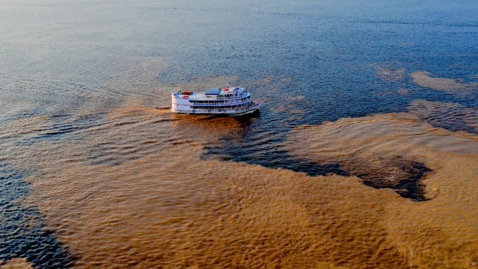 Viagens do transporte fluvial de passageiros no AM, retomado hoje (16), devem obedecer regras de saúde