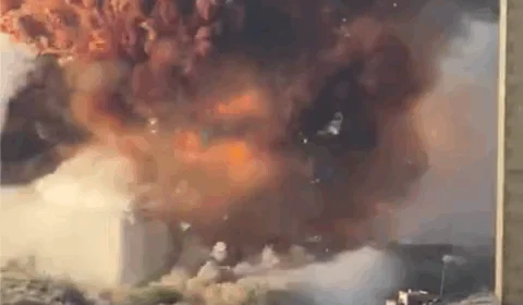Explosão deixa Beirute, capital do Líbano, com cenas de guerra; veja vídeos