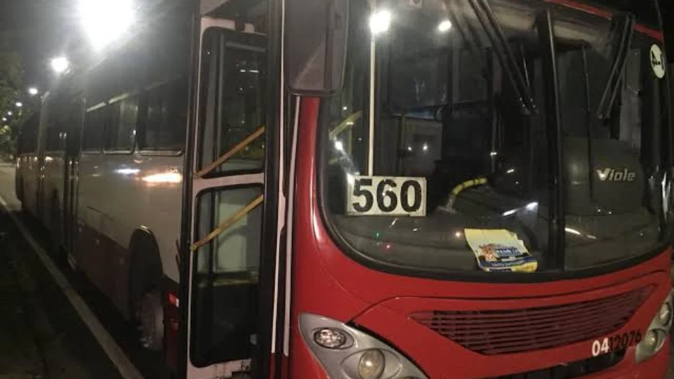 “Ele deu dois tapas na minha cara.”, denuncia cobradora agredida pelo parceiro motorista no AM