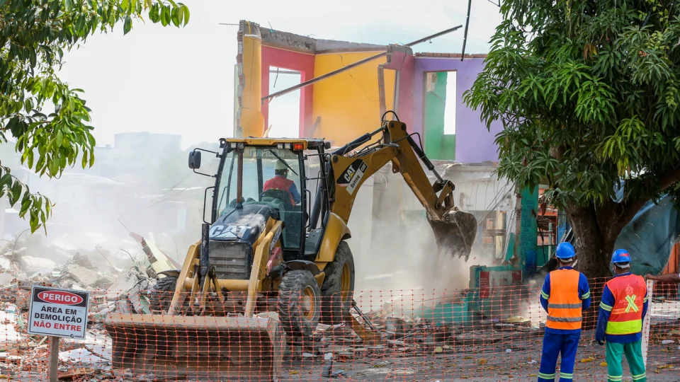 Governo do Estado avança com as ações do Prosamim no Igarapé do 40