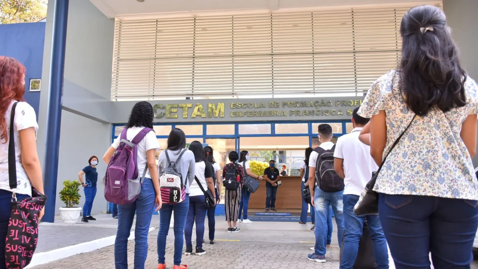 Alunos do Cetam retornam às aulas de forma gradual