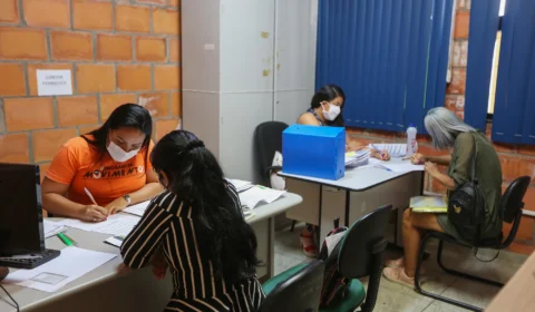 Governo do Estado realiza força-tarefa para atendimento de famílias no Igarapé do 40