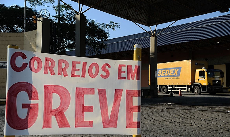 Correios
