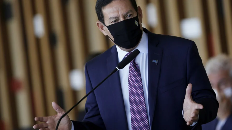 Hamilton Mourão testa positivo para a Covid-19; Veja!