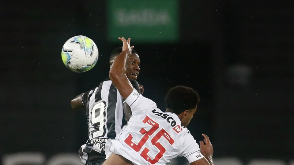 Vasco x Botafogo será em São Januário, no Rio de Janeiro, confirma CBF
