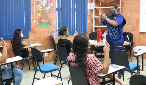 Prosamim oferece cursos profissionalizantes para moradores. Saiba mais!