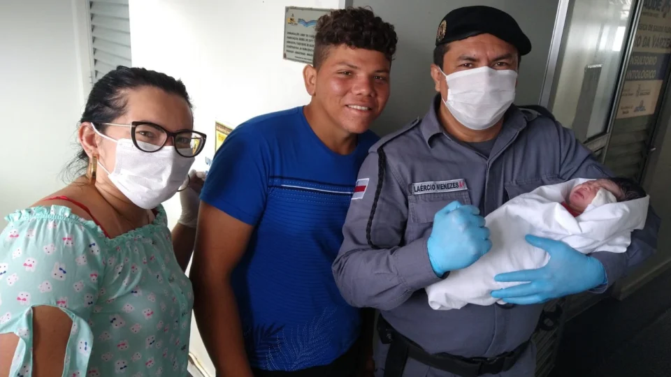 Adolescente entra em trabalho de parto e é socorrida por Policiais, no AM. Saiba mais!