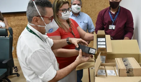 UEA inicia distribuição de chips com internet para estudantes