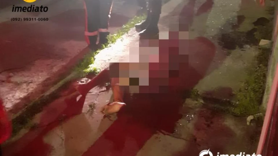 Assaltante é baleado e um é preso durante tentativa de assalto no Alfredo Nascimento