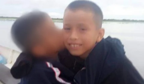 Menino de 12 anos está desaparecido após barco de pescaria afundar no AM