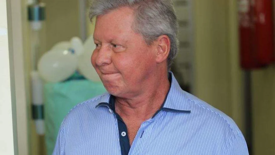 Com o hospital de campanha fechado aos 71 dias, Arthur é criticado nas redes sociais