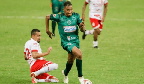 Atacante Matheus Oliveira de despede do Manaus FC