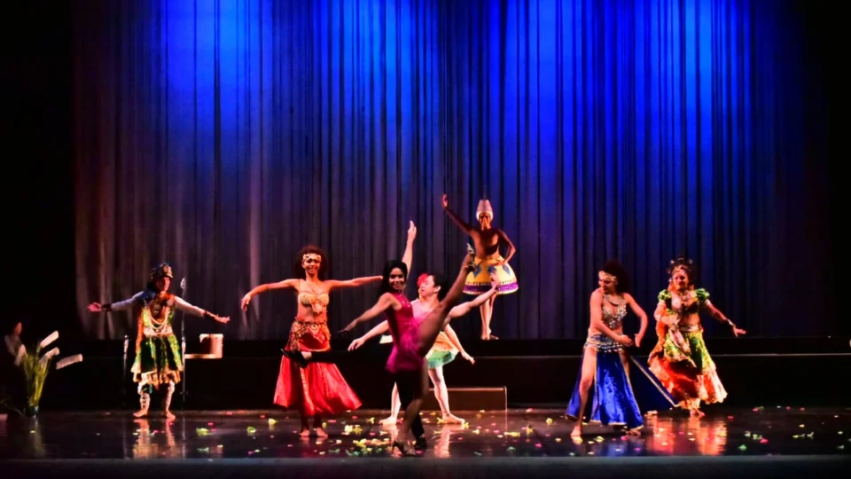 Espetáculos no Teatro Amazonas são destaque no fim de semana