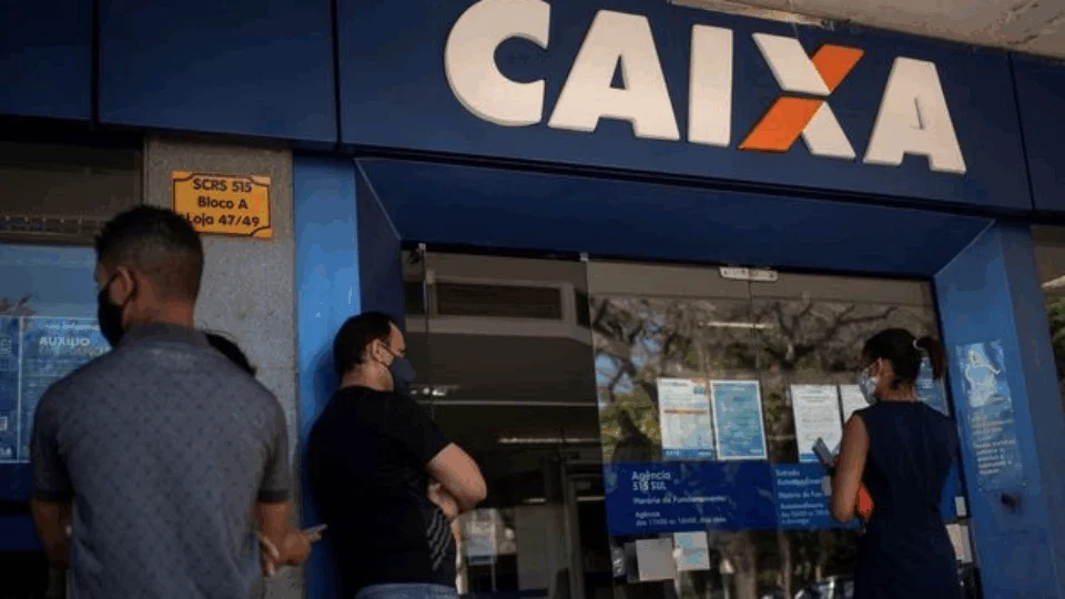 Auxílio Emergencial: Caixa libera benefício de R$ 600 para nascidos em abril