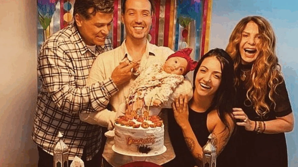 Filho do Elba Ramalho deve receber R$ 40 mil de maternidade por conta de processo